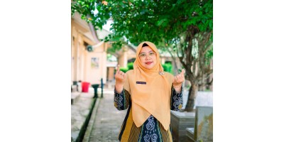 FOTO GURU DAN KARYAWAN