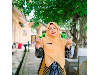 FOTO GURU DAN KARYAWAN