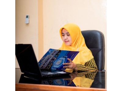FOTO GURU DAN KARYAWAN
