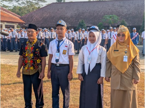 Semangat Baru Peserta Didik Baru dalam Mengikuti MPLS Hari P